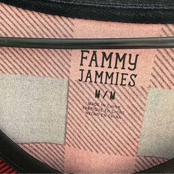 Black and red plaid Fammy Jammies nightgown- size Medium - Picture 2 of 3